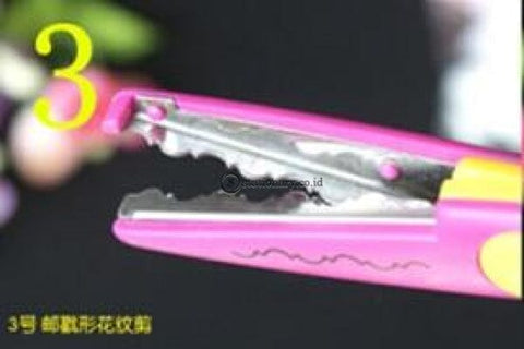 (Preorder) 1Pc Child Laciness Scissors Metal And Plastic Diy Scrapbooking Photo Colors Paper Lace